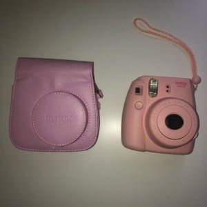 Fujifilm instax mini 8 baby pink WITH camera case